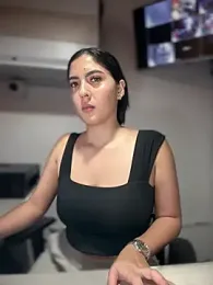 Sofia_Collins- webcam model stream image