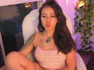 victoria-becker webcam camsoda model stream image