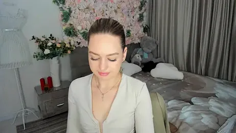 MiracleCurly webcam model stream image