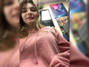 Wild-catt webcam bongacams model stream image