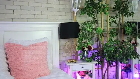 EmillyBronte webcam model stream image