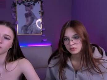 x_yasmin_x webcam model stream image