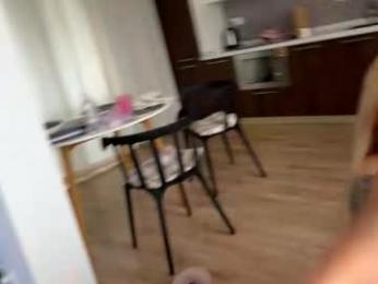 aurora_asti_ webcam model stream image