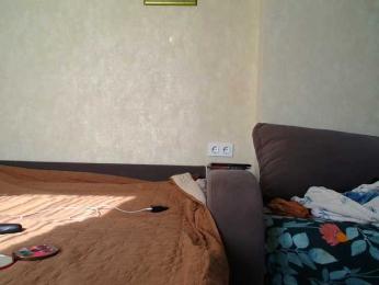 _Brionia_ webcam model stream image