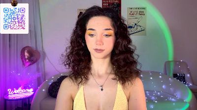 LexieVaka webcam model stream image