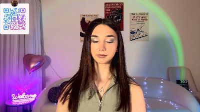 LexieVaka webcam model stream image