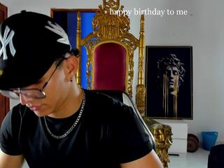 Justin Andrew webcam model stream image