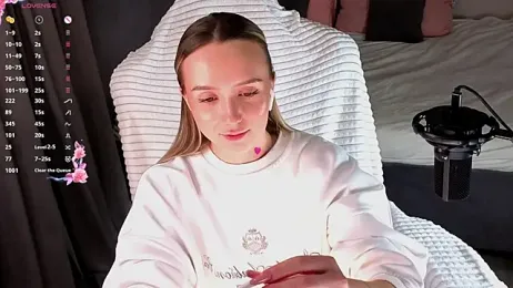 HollisBeckett webcam stripchat model stream image