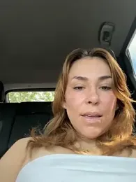 LeaGambit__ webcam model stream image