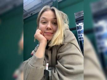 WhiteSoul webcam model stream image