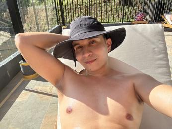 MaxCol webcam model stream image