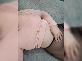 Angelia22 webcam bongacams model stream image