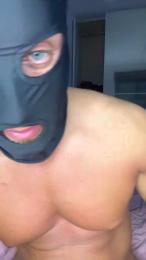 Urus86 webcam cam4 model stream image