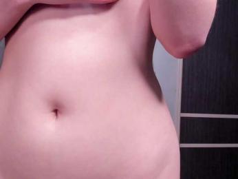 Kayaaa webcam model stream image