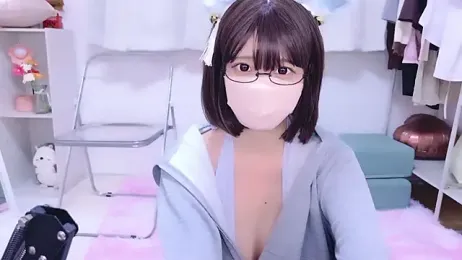 aki_zzz webcam model stream image