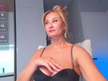 hold-me-tight webcam bongacams model stream image
