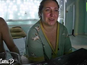 Your_favorite_couple webcam model stream image