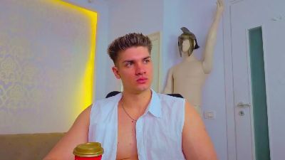 MaxKaidenn webcam model stream image