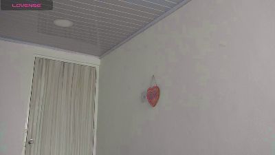 Latino_Milk_99 webcam model stream image