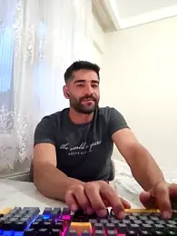 ogiday124 webcam stripchat model stream image