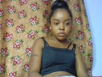 Elysa7 webcam model stream image