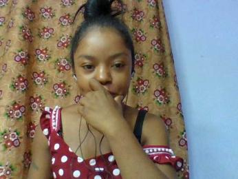 Elysa7 webcam model stream image