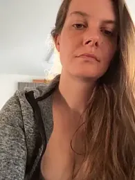 newMichelle webcam model stream image