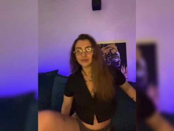 WILDGIRL webcam model stream image