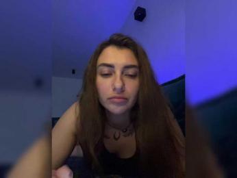 WILDGIRL webcam model stream image