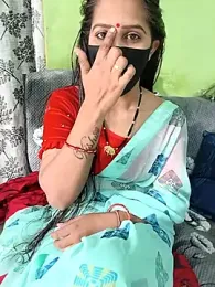 SareeQween143 webcam model stream image