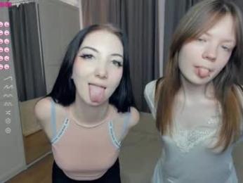 cuty_petite webcam model stream image