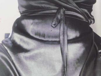 Va-len-cia webcam model stream image