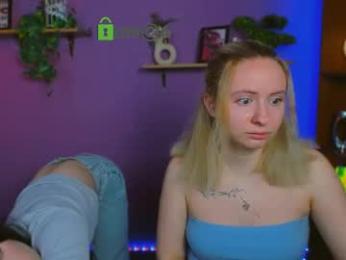 mila_glow webcam model stream image