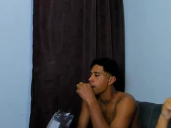 violet_and_myers webcam model stream image