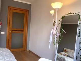 wildatebar webcam model stream image