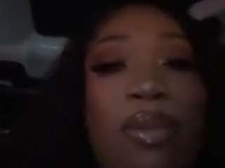 misskellyy webcam camsoda model stream image