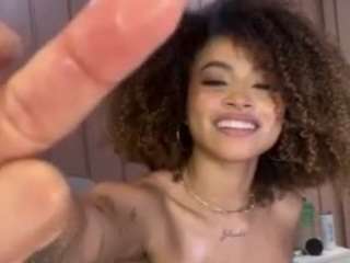 emmastonex webcam camsoda model stream image