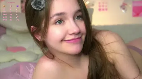 AmiLewis webcam stripchat model stream image