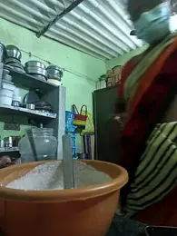 Tamilselviroja- webcam model stream image