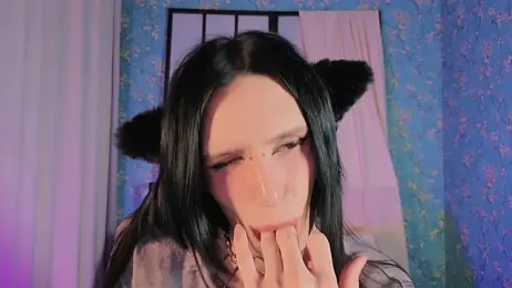 madi_snow webcam model stream image