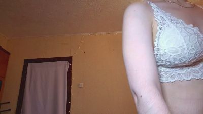 RoxanaKneisler webcam cam4 model stream image