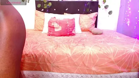 antonella_wolfe02 webcam model stream image