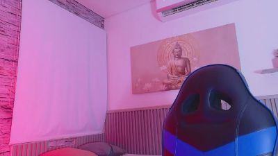 MaxTurner_ webcam model stream image