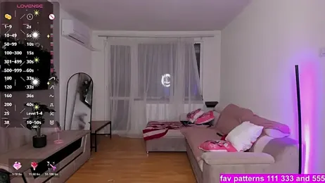 GabrielaLove_ webcam model stream image