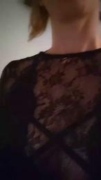 Lara33000 webcam model stream image