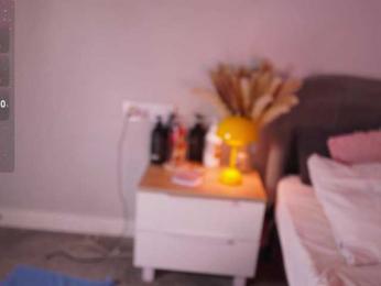 CherryGirlfriend webcam model stream image