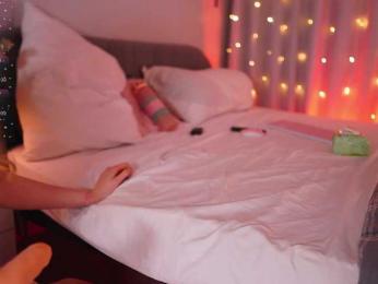 CherryGirlfriend webcam model stream image