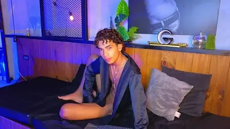 AlanCutee webcam stripchat model stream image