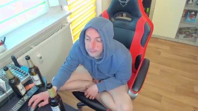 tonibiteen21 webcam model stream image