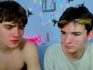 veldi-to webcam camsoda model stream image